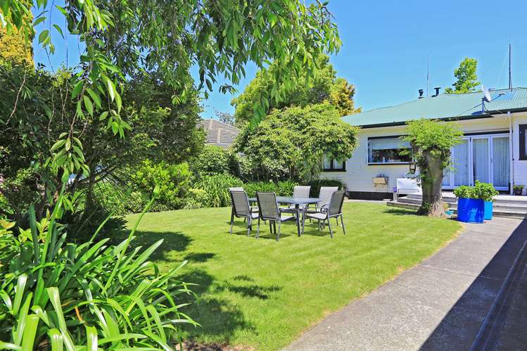 806 Maitland Crescent Mayfair_6