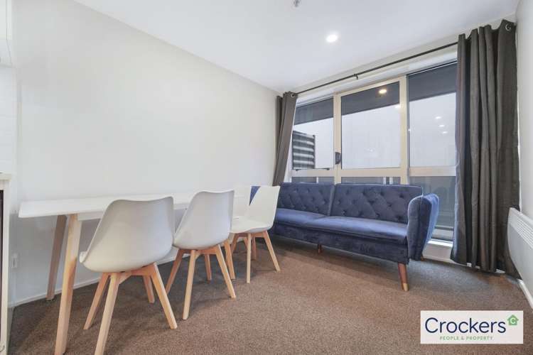 6P/147 Hobson Street 10015_5