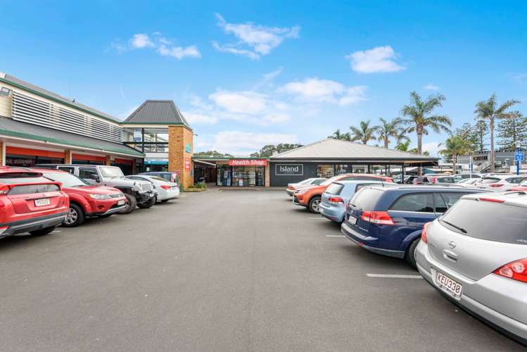 Unit I/3 Tamariki Avenue Orewa_12