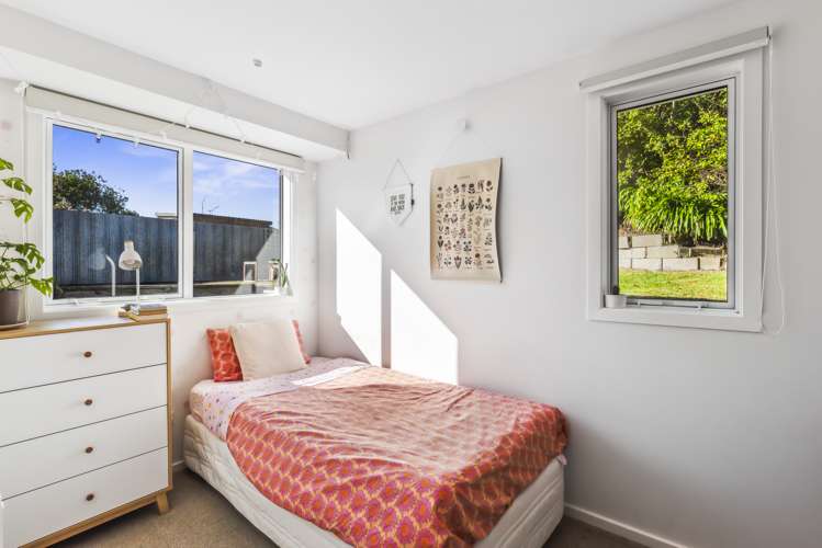 6 Moa Road Raumati Beach_15