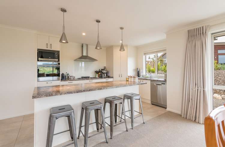 12 Mount Arthur View Redwood Valley_25