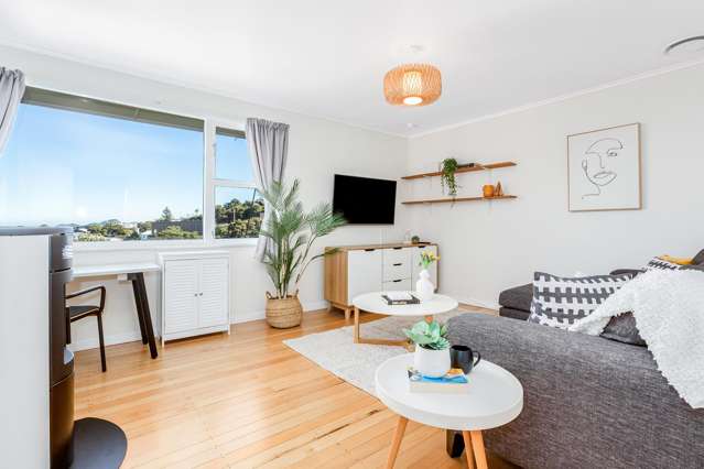 129 Maupuia Road Maupuia_1