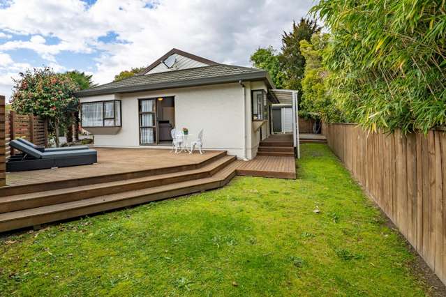 Charming Two-Bedroom Home in the Heart of Stoke