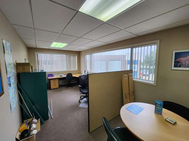 Unit 8, 9  Craft Place Middleton_3