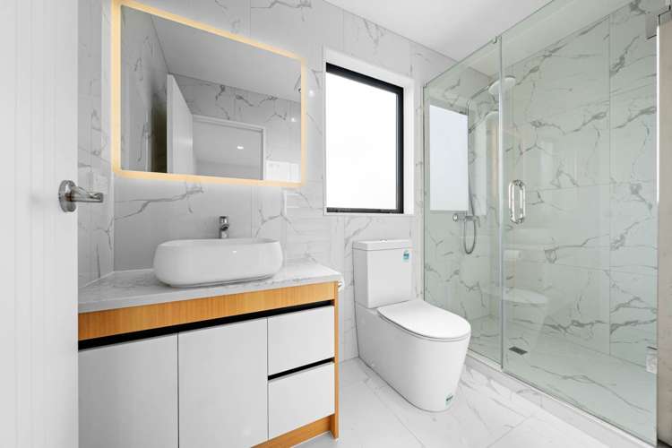 1/2 Dolphin Street Pakuranga_12