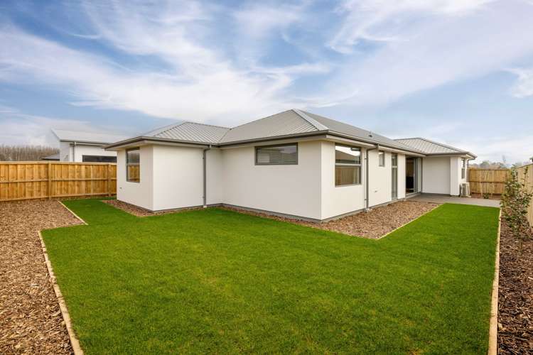 22 Mehrtens Crescent Woodend_16