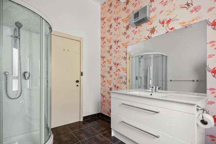 26 Shields Street Clyde_16