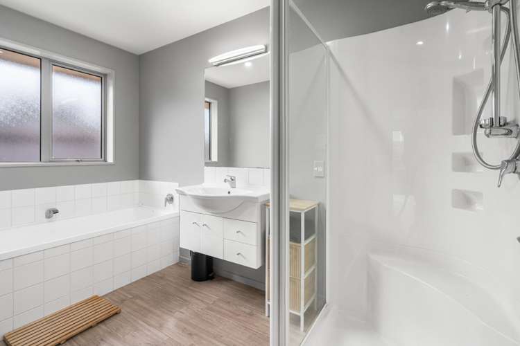 11 The Tors Heathcote Valley_14