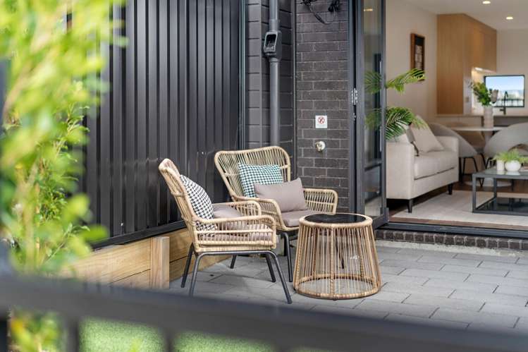 3/3 Firebrick Way Hobsonville_6