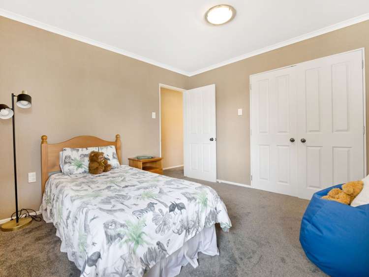 4 Merlin Close Huntington_18