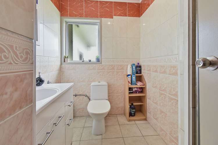 13 Sunlands Drive Manurewa_10