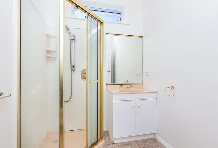 8 Torridon Road Miramar_17