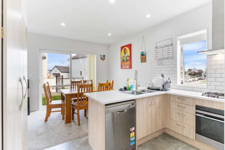 7 Warbler Crescent Papakura_5