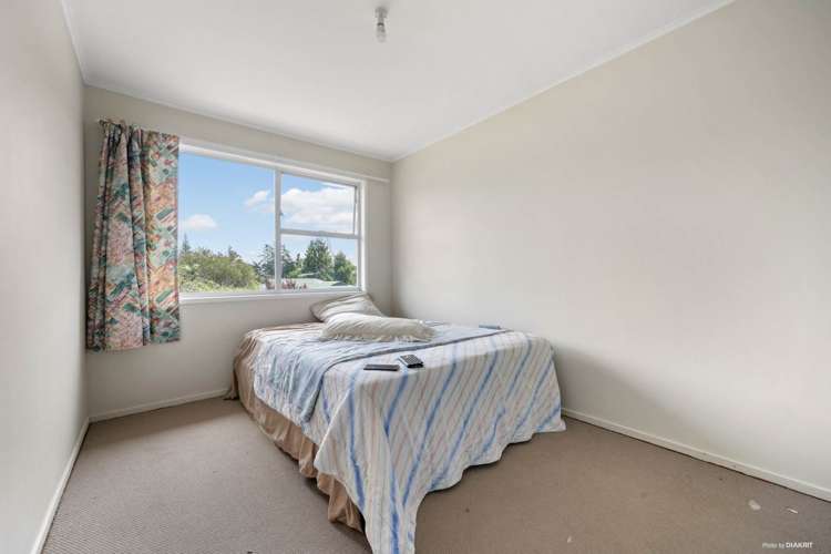 64 Hellyers Street Birkdale_8