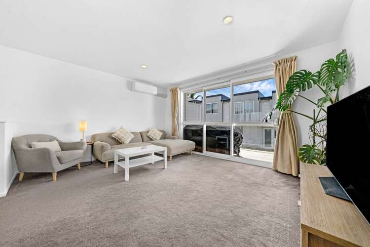 9/70A Barrack Road Mt Wellington_13