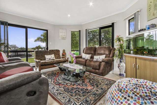 2 Caldecote Place Flat Bush_3