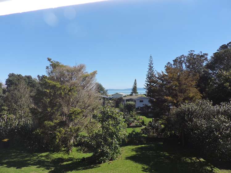 437 Thames Coast Sh25 Road Te Puru_19