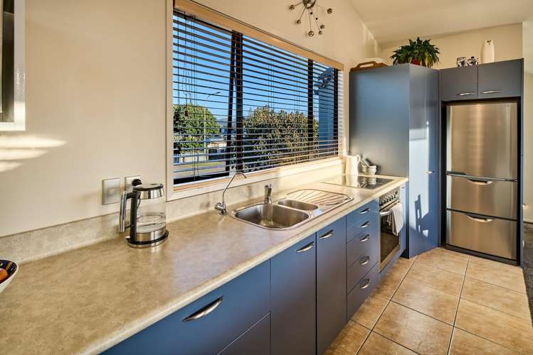 2 Toms Road Titahi Bay_6