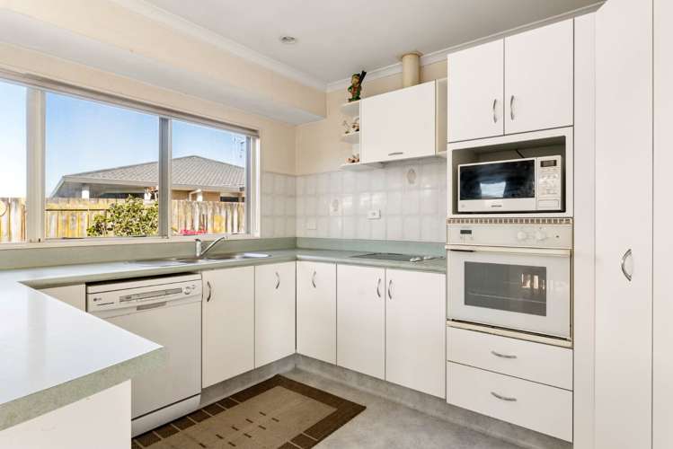 27 Luculia Drive Mount Maunganui_6