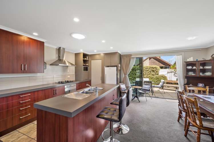 35 Larch Crescent Alexandra_18