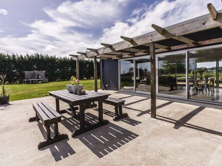 743 Stoney Creek Road Bunnythorpe_17