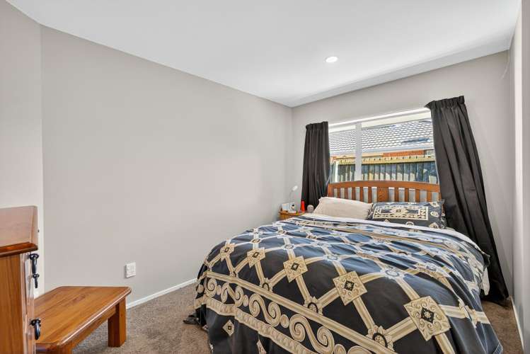 4 Windward Lane Bromley_14