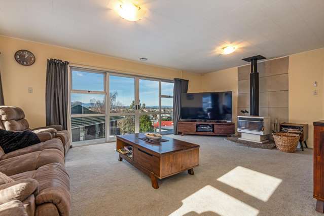 16 Dalzien Place Feilding_1