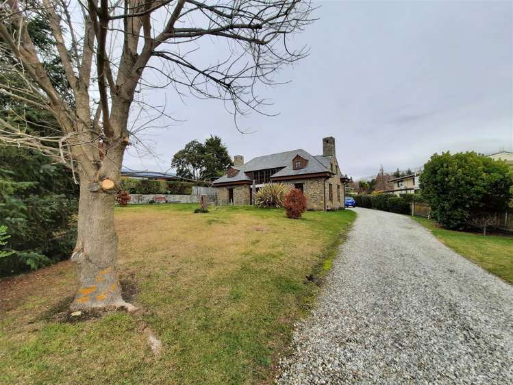 47 Aubrey Road Wanaka_16