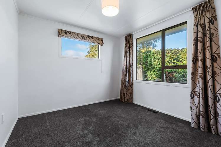 44 Tremaine Avenue Two Mile Bay_12