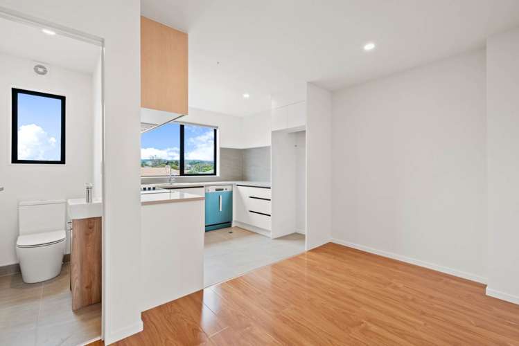 18 Red Arches Road Henderson_3