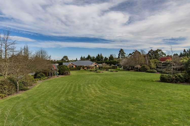 53 Roscrea Place Swannanoa_24