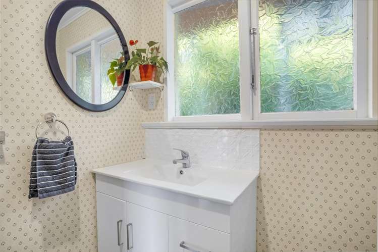 54b Hillary Street Winton_8