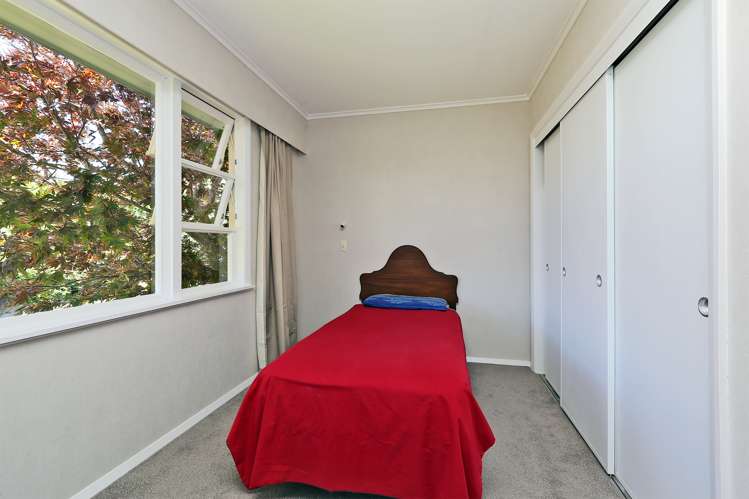 22 Golding Road Taradale_9