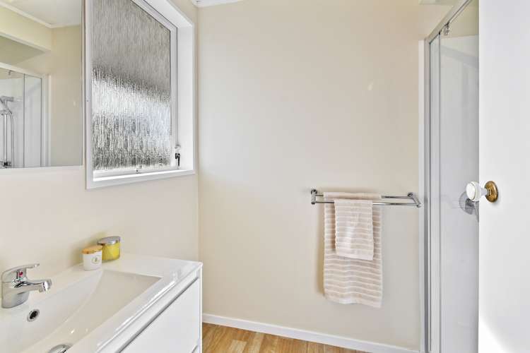 43 Hollyford Drive Clover Park_12