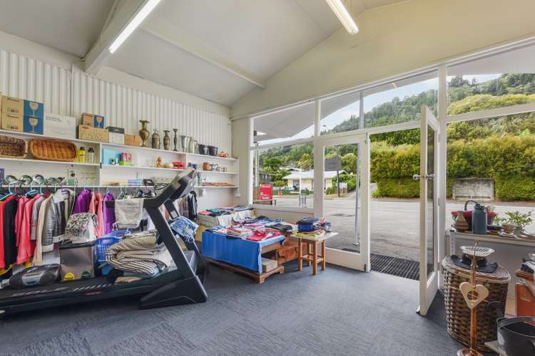 151 Waikawa Road Picton_12