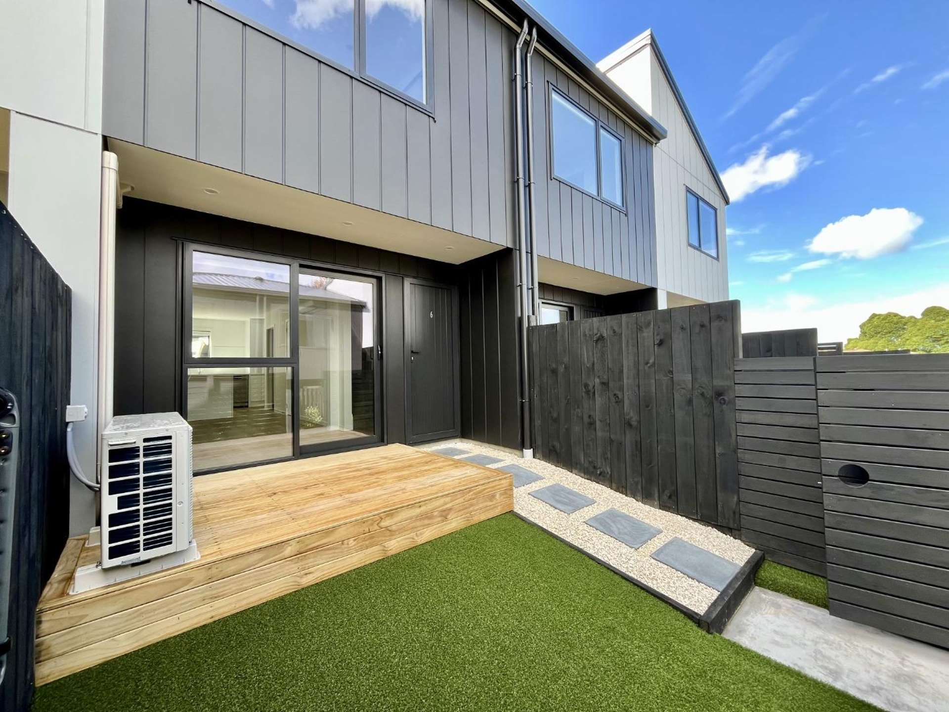 6/253 New Windsor Road 1733_0