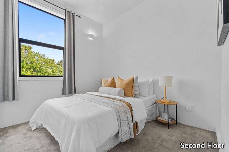1/25A Lake Road Devonport_19
