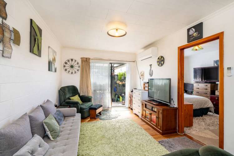 2/233 Ettrick Street Appleby_5