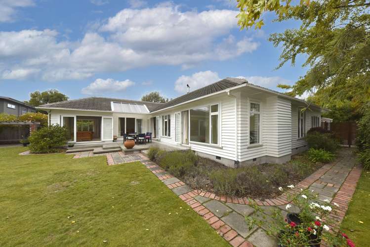 98 Brookside Terrace Bryndwr_13