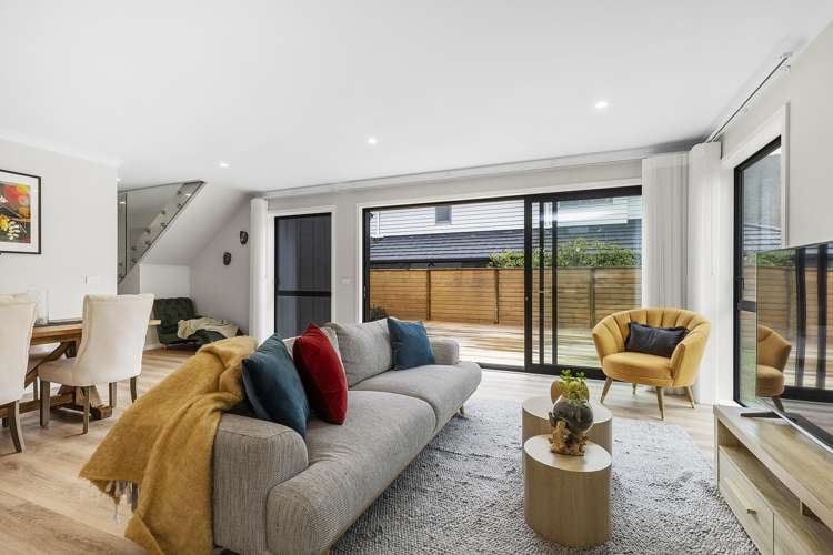 9 Porokaiwhiri Street Crofton Downs_2