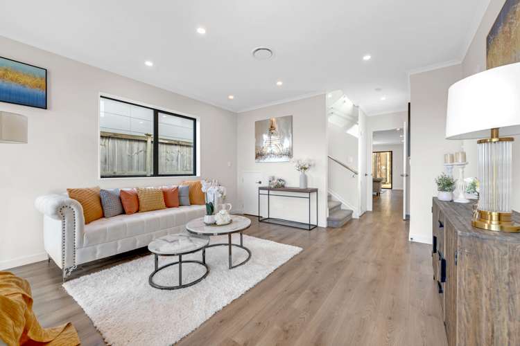 22 Hermitage Street Flat Bush_2