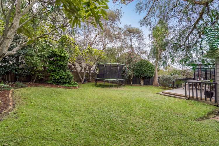 2 Nutsey Avenue Northcote_15