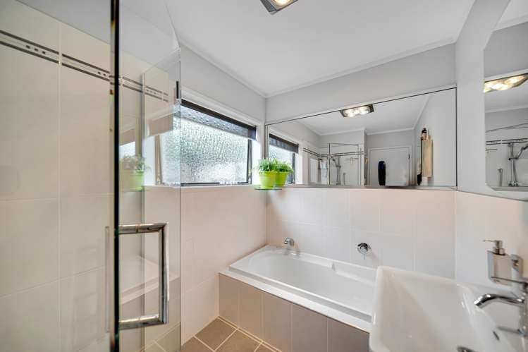 2/11 Reeves Avenue Papatoetoe_9