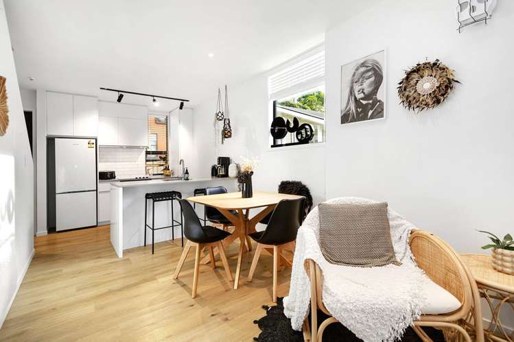 1 Rato Rise Waiwhetu_6