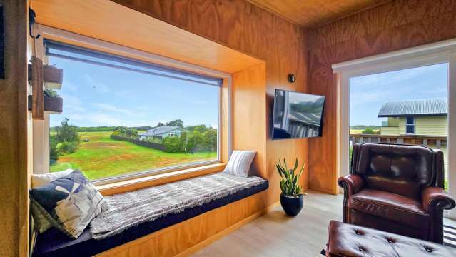 11 The Strand Okarito_3