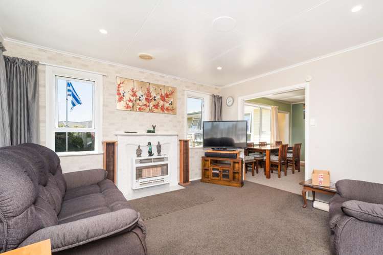 18 Belvedere Crescent Takaro_23