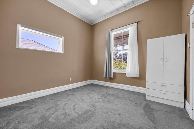 4 Raleigh Street Mount Eden_11