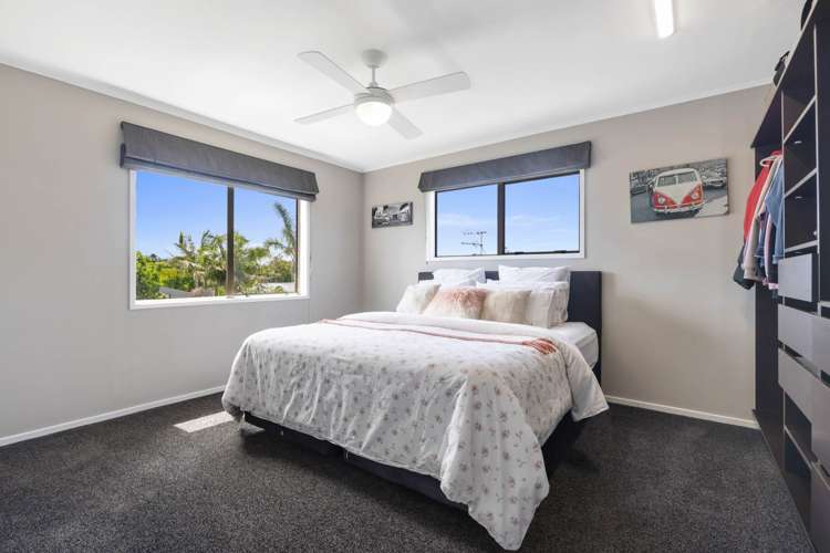 66 St Annes Crescent Wattle Downs_13