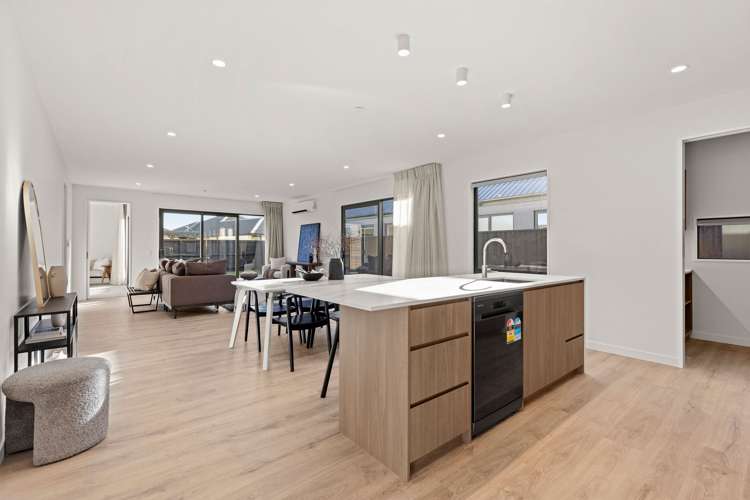 28 Greystone Close_2