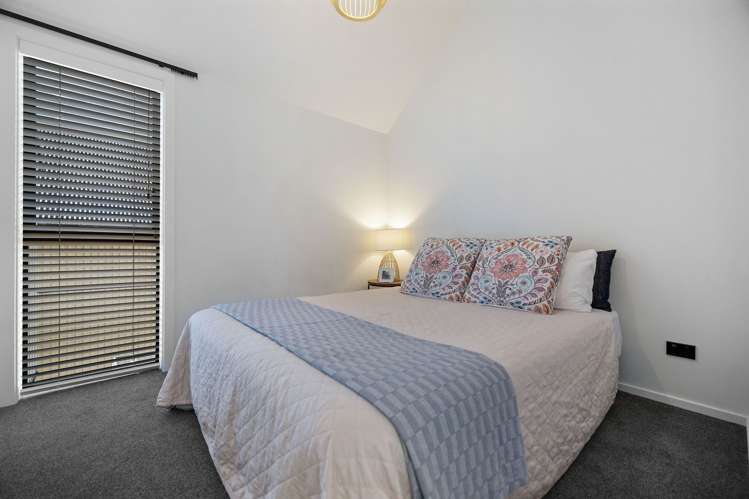 2 Boulder Lane Jacks Point_11